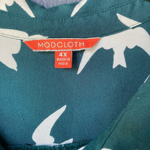 Modcloth Forest Green & Cream Sparrow Print Blouse - Picture 2 of 5